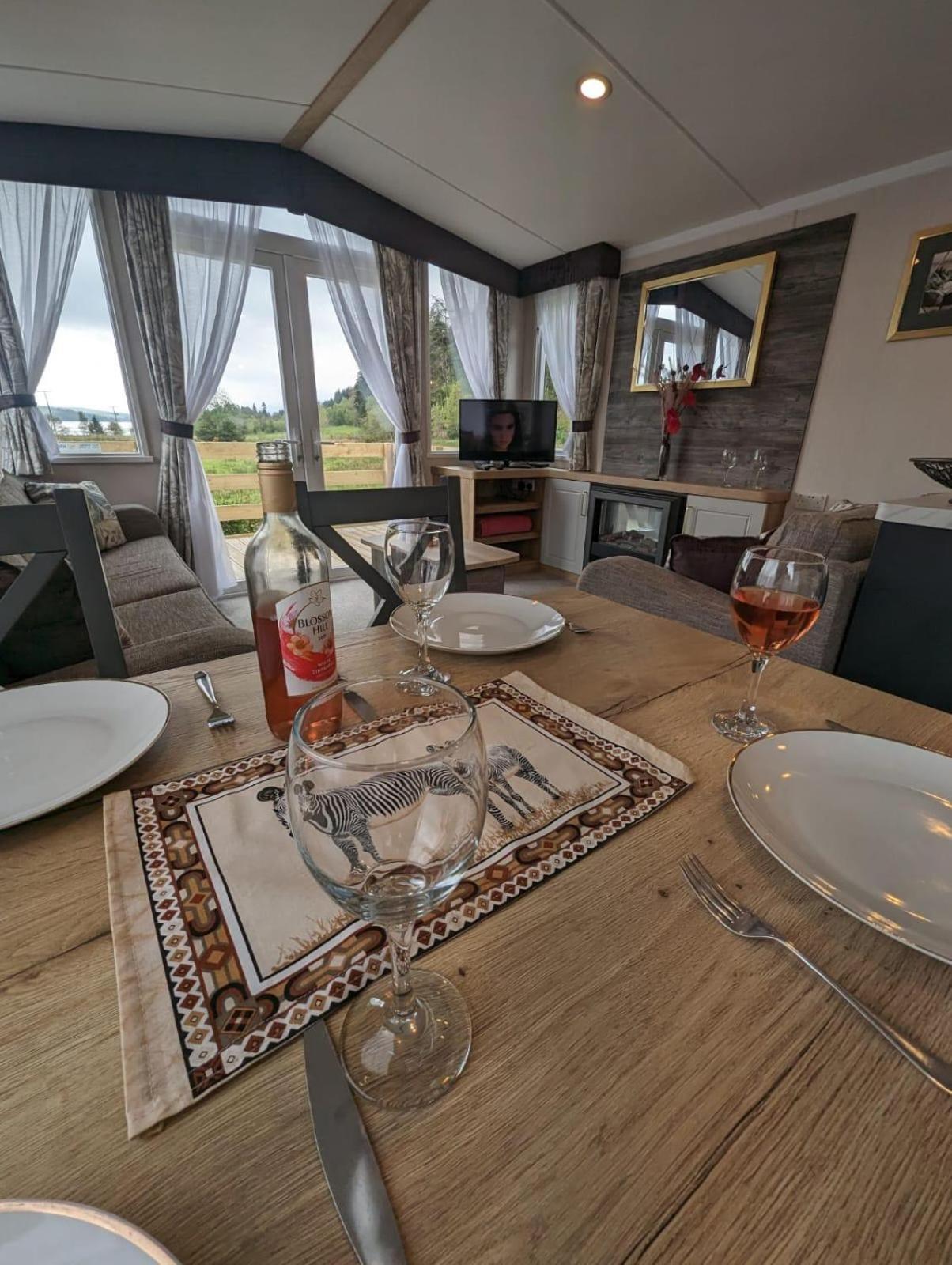 Villa Swift Bordeaux Sea View No 3 Dunoon Exterior foto